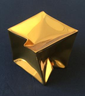 Golden Cube, 26x26x26cm